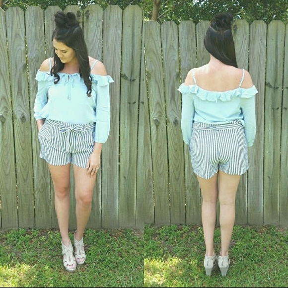 BLACK Paper Bag Stripe High-Waisted Belted Shorts. - Picture 5 of 5